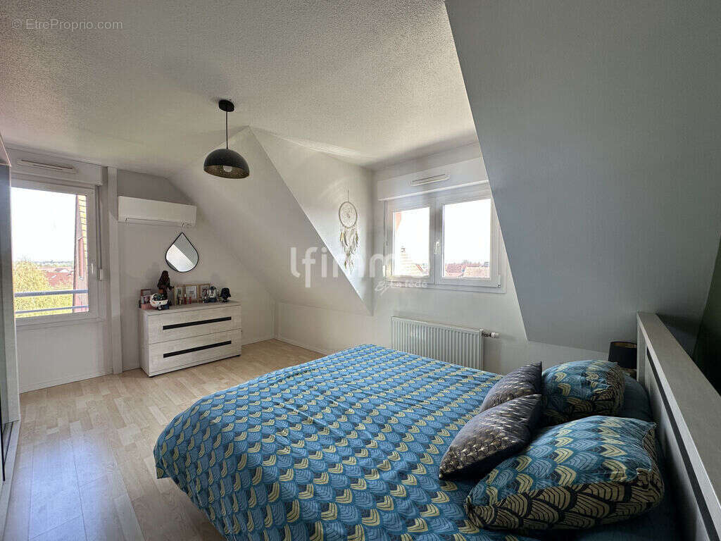 Duplex 3 pièces lumineux 79 m² avec balcon, garage et cave - photo 7