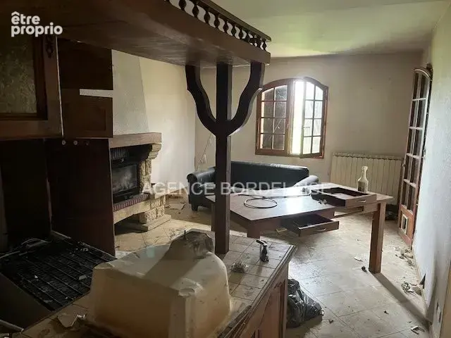 Maison 200 m² à Saint-Ciers-Sur-Gironde  - photo 4