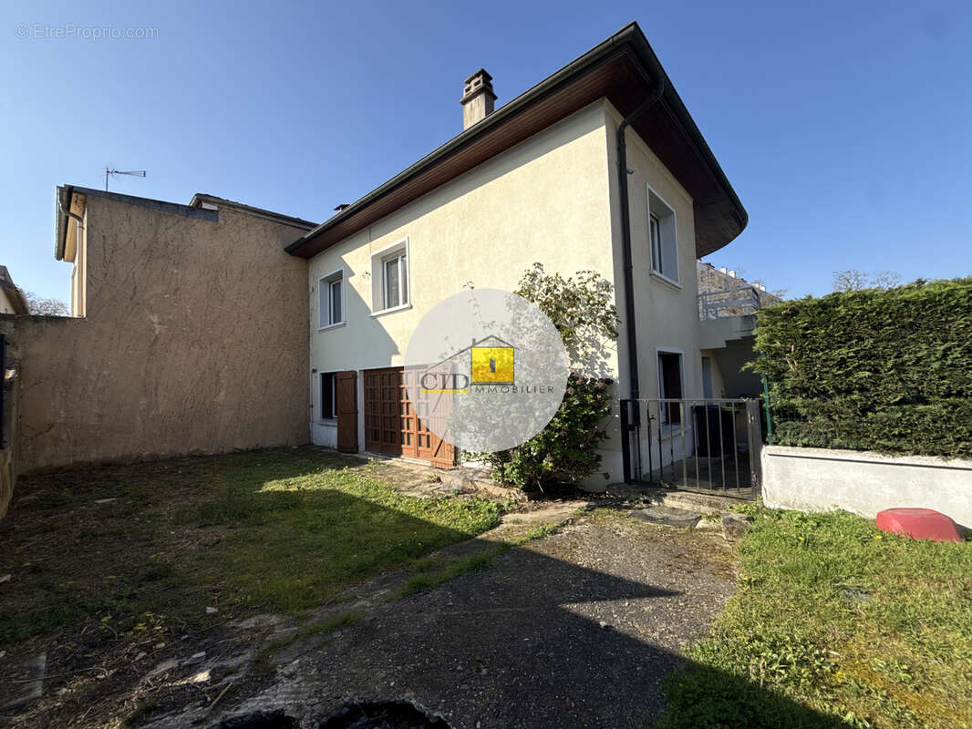 Maison à SAINT-PRIEST