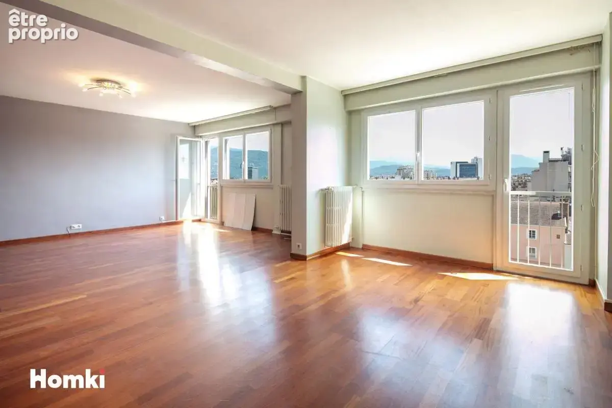 Appartement T5 de 129 m² à Grenoble 38000, Rue de la République - photo 4