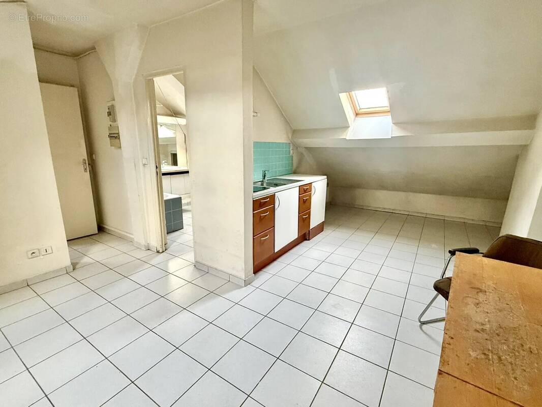 Appartement à PARIS-12E