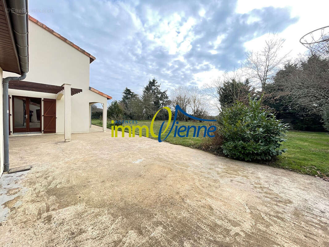 Maison à SEVRES-ANXAUMONT