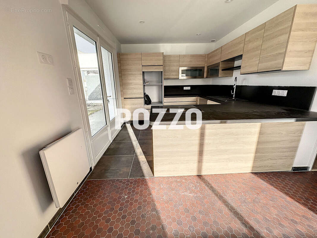 Commerce à AVRANCHES