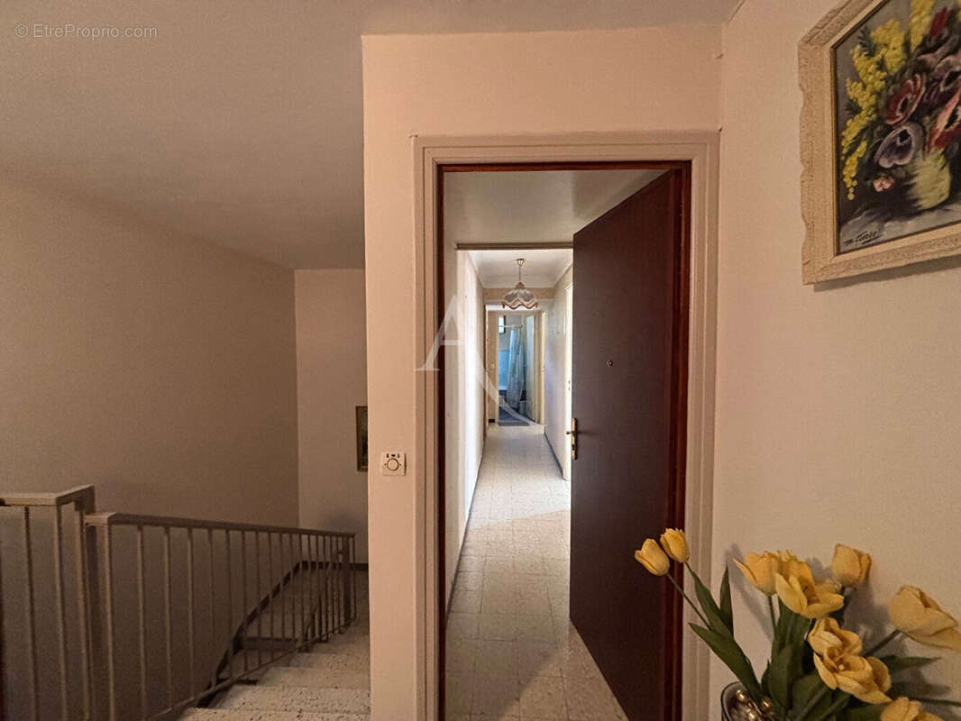 Appartement à PEYMEINADE