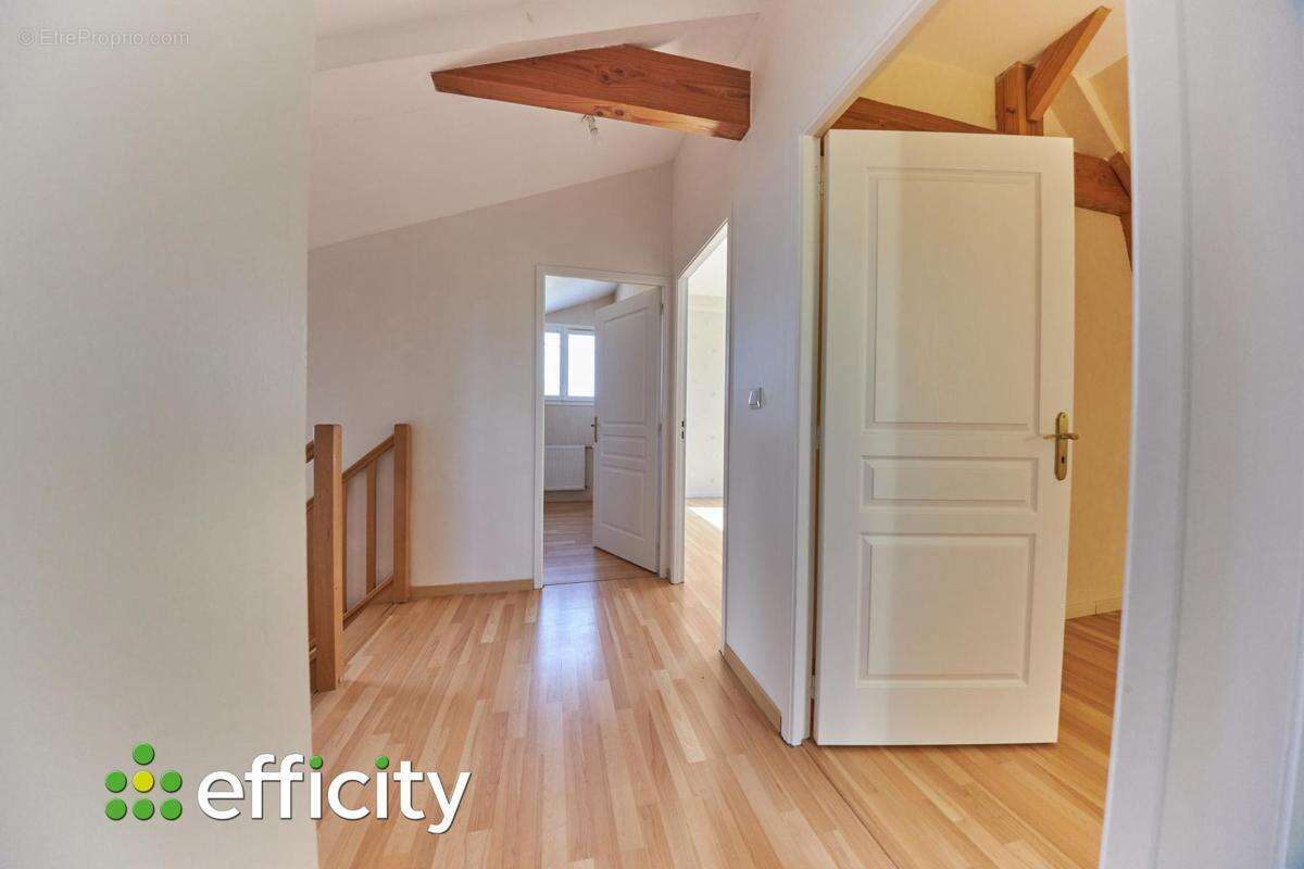 Maison à SAINT-MATHURIN-SUR-LOIRE