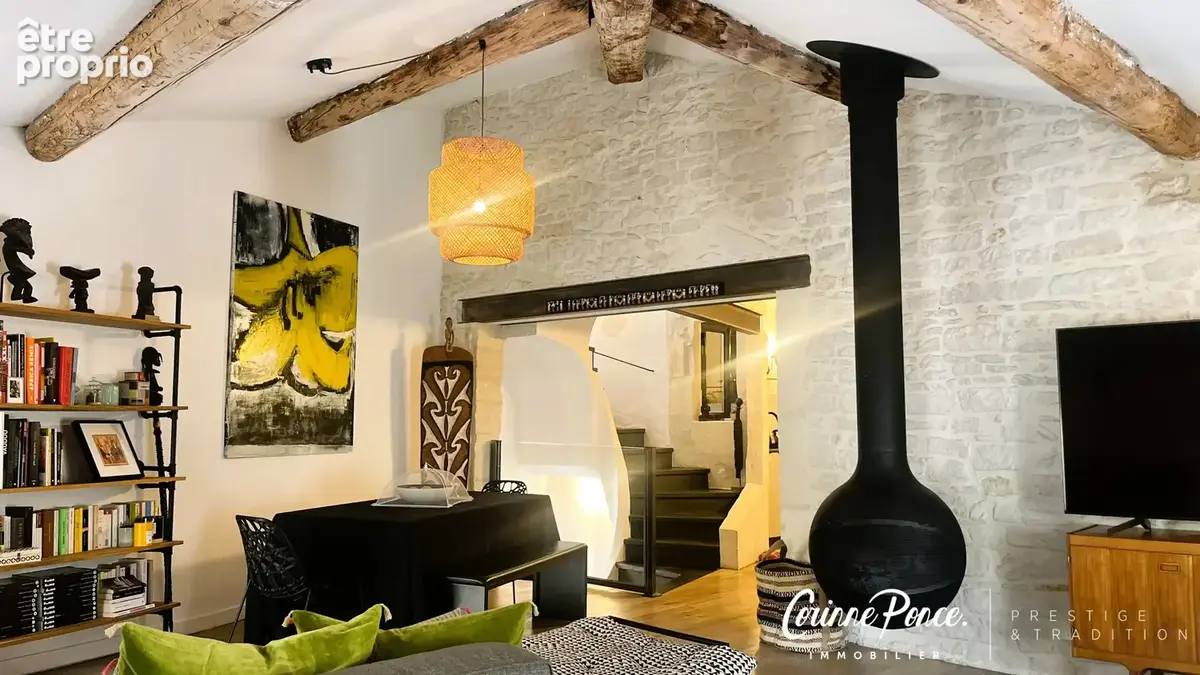 Nimes centre appartement / maison de ville  141 m2 avec garage et terrasse en rooftop propose par corinne ponc - photo 4