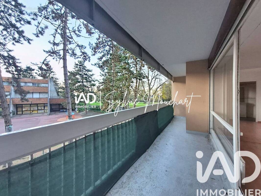 Photo 1 - Appartement à ELANCOURT