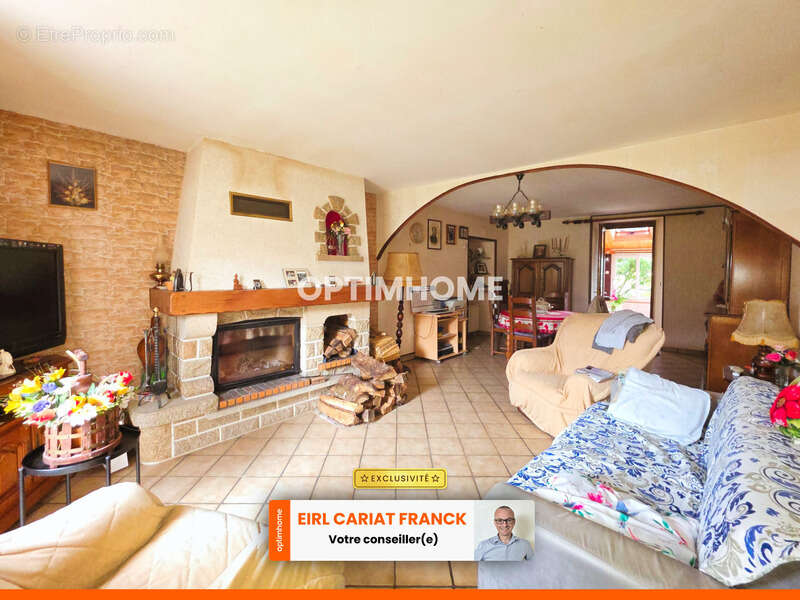 Maison à LE GRAND-BOURG