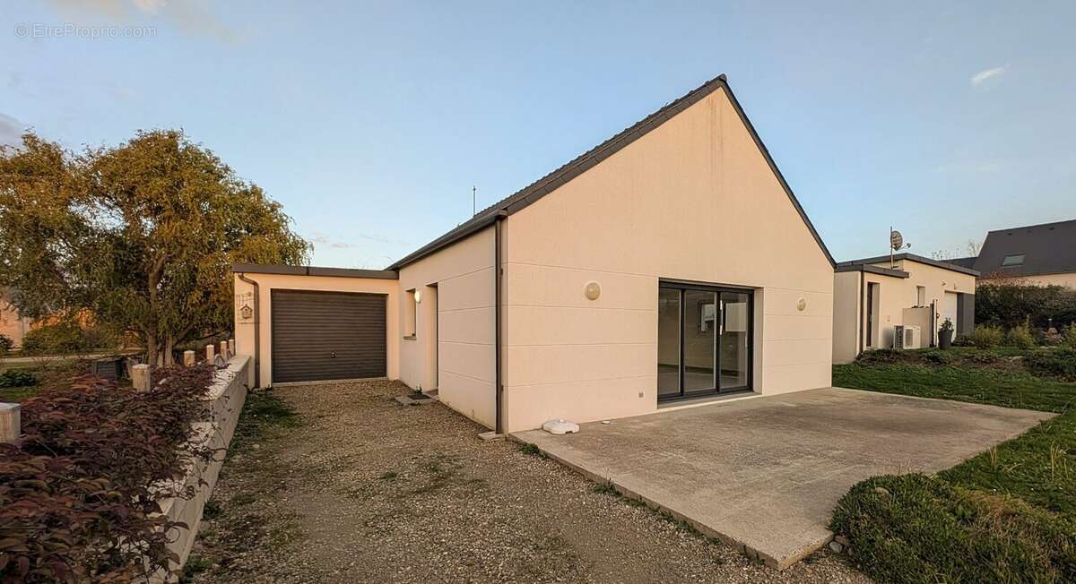 Maison à TREVOU-TREGUIGNEC