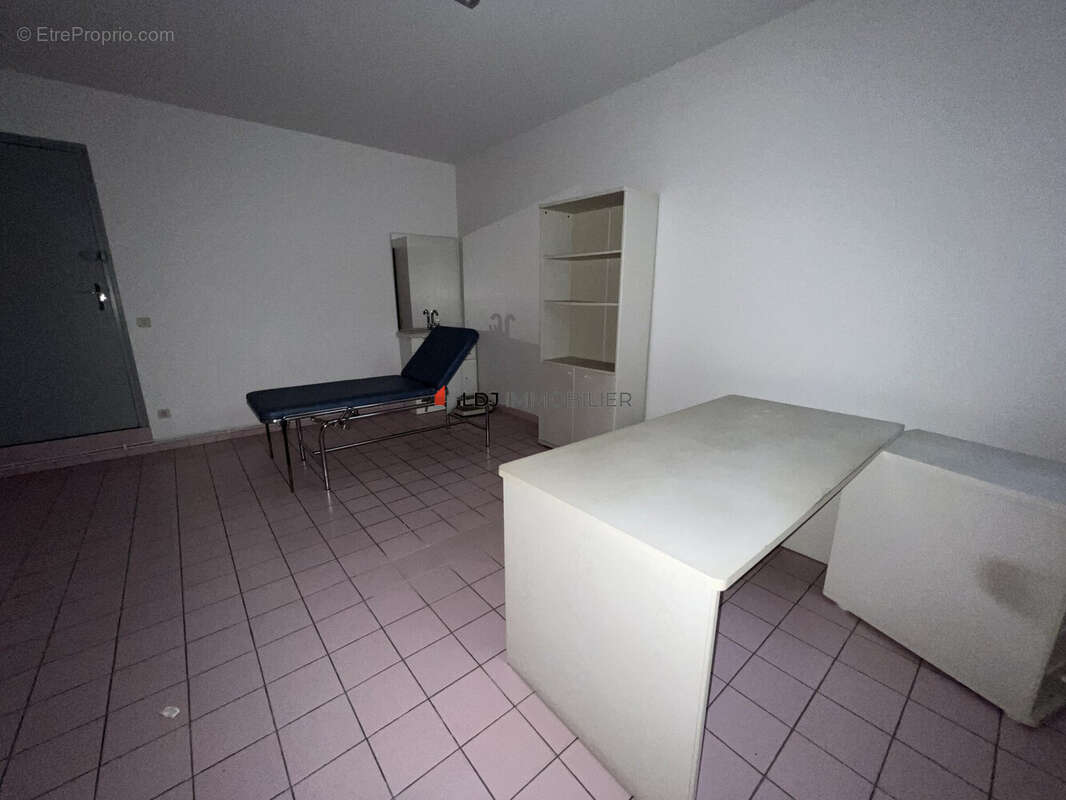 Commerce à AMELIE-LES-BAINS-PALALDA