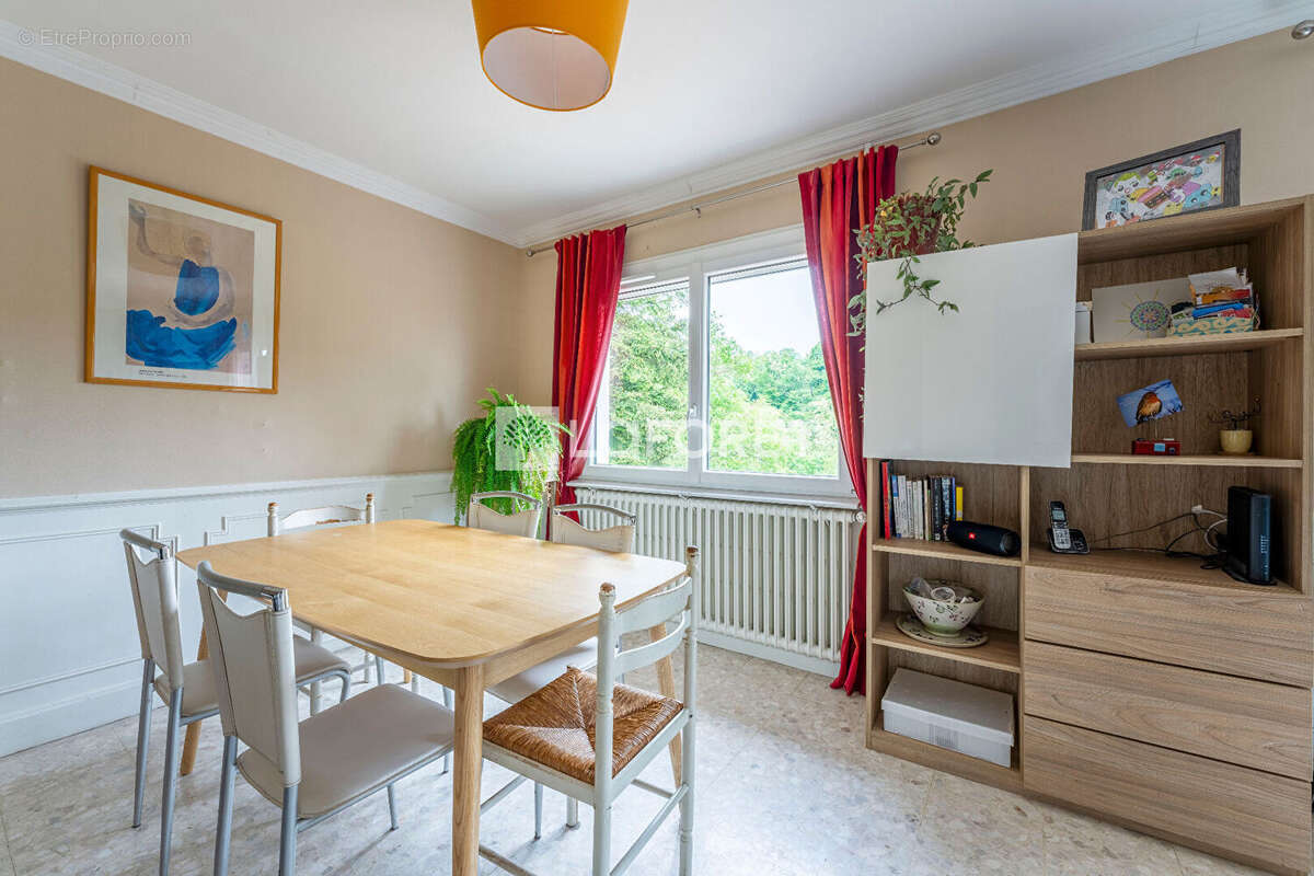 Maison à SAINT-GERMAIN-SUR-L&#039;ARBRESLE