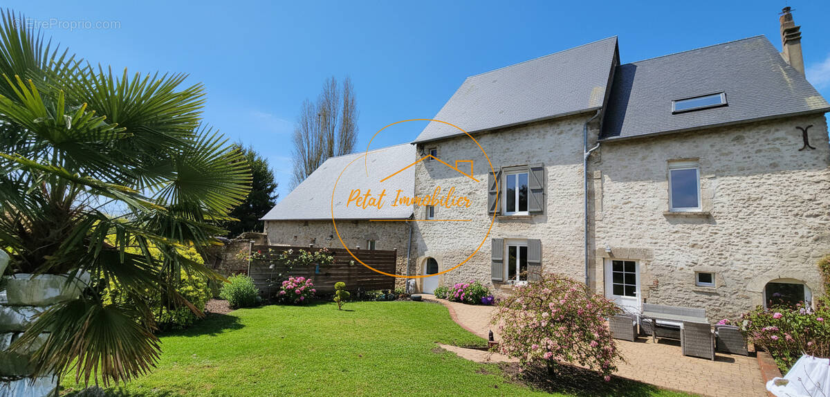 Maison à MEUNG-SUR-LOIRE
