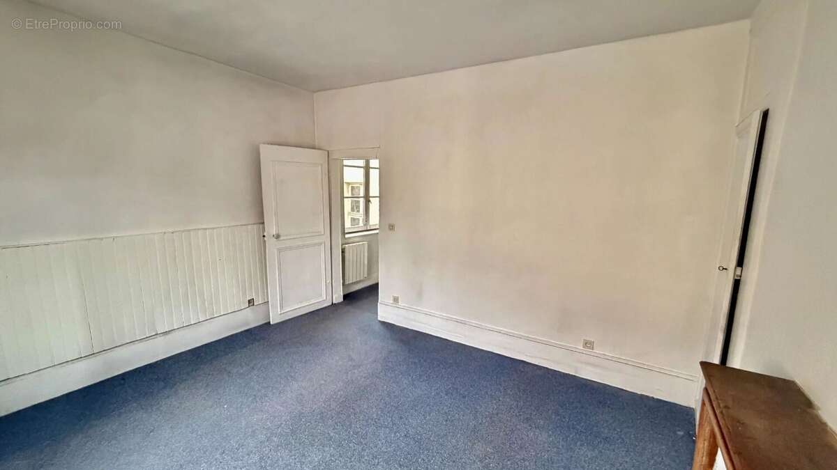 Appartement à VERSAILLES