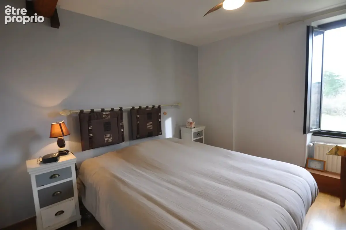 Propriété de 320 m² habitables, 7 chambres, terrain de 2,6 ha - photo 10
