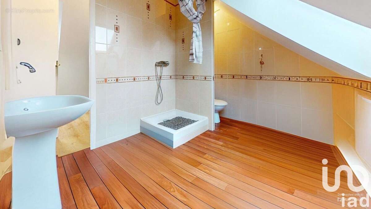 Maison 94 m² à Chevry-En-Sereine  - photo 8
