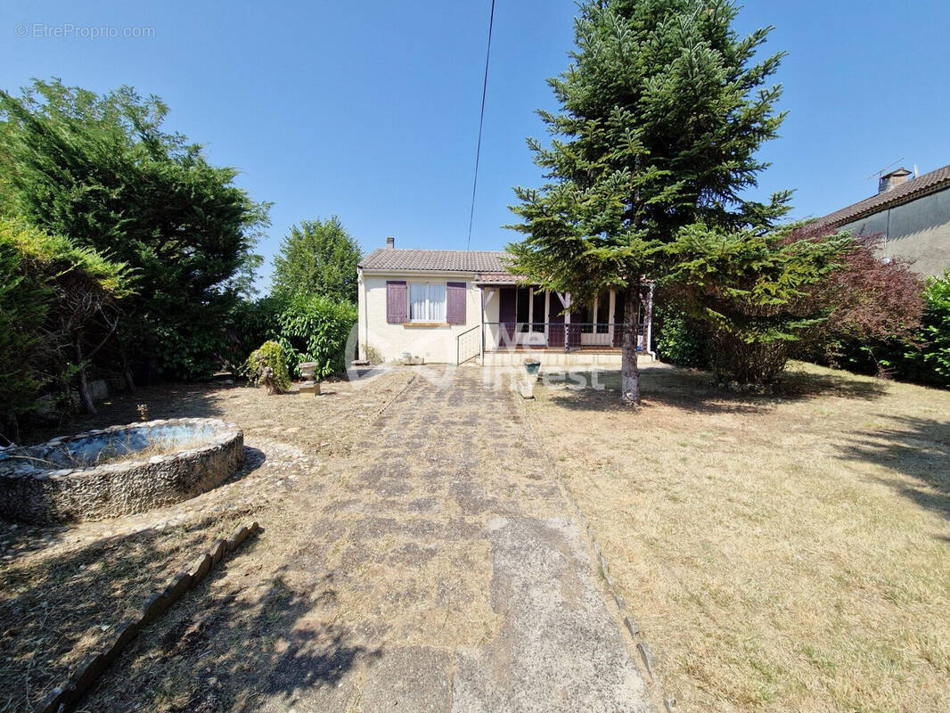 Maison à MAUROUX