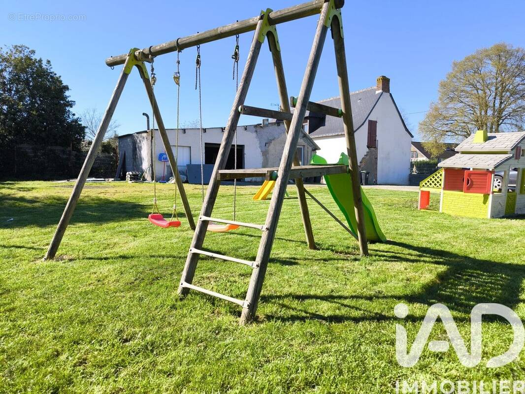Photo 1 - Maison à LA ROUXIERE