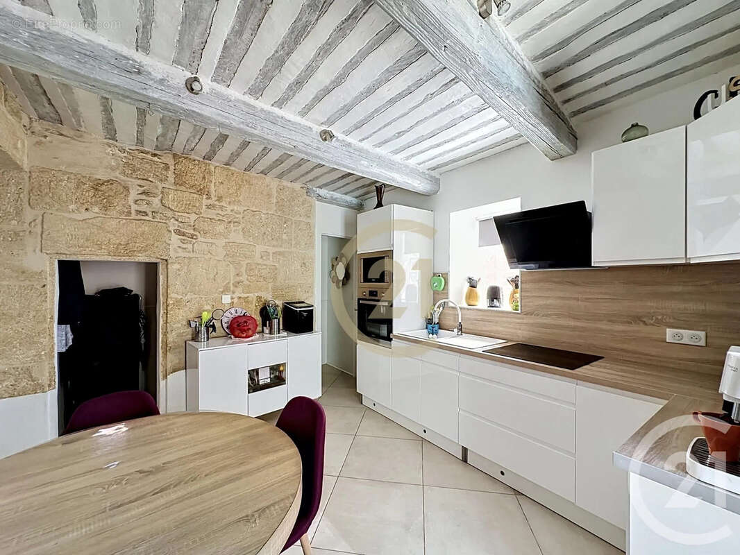 Maison 70 m² à Remoulins  - photo 5