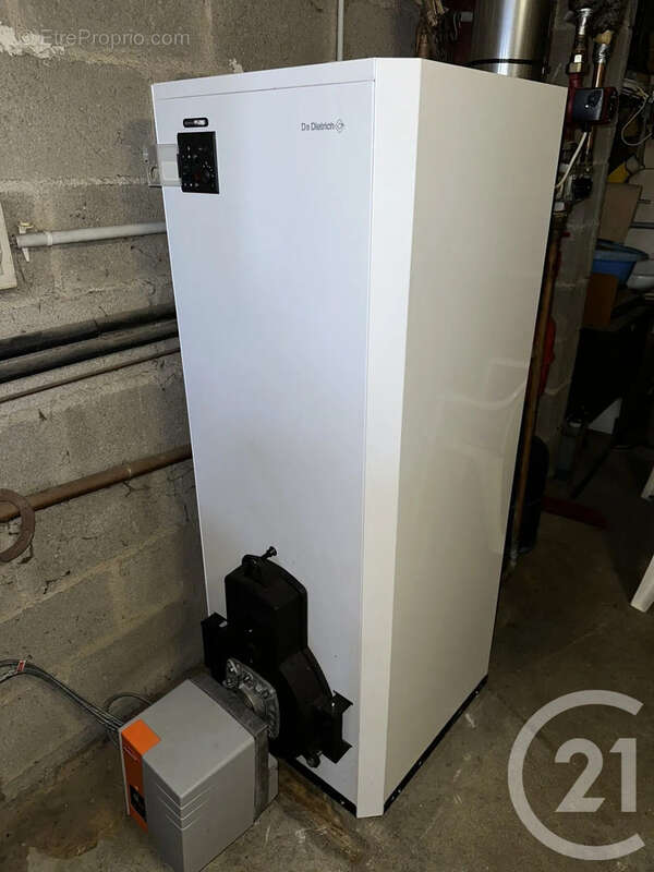 Maison à COSNE-COURS-SUR-LOIRE