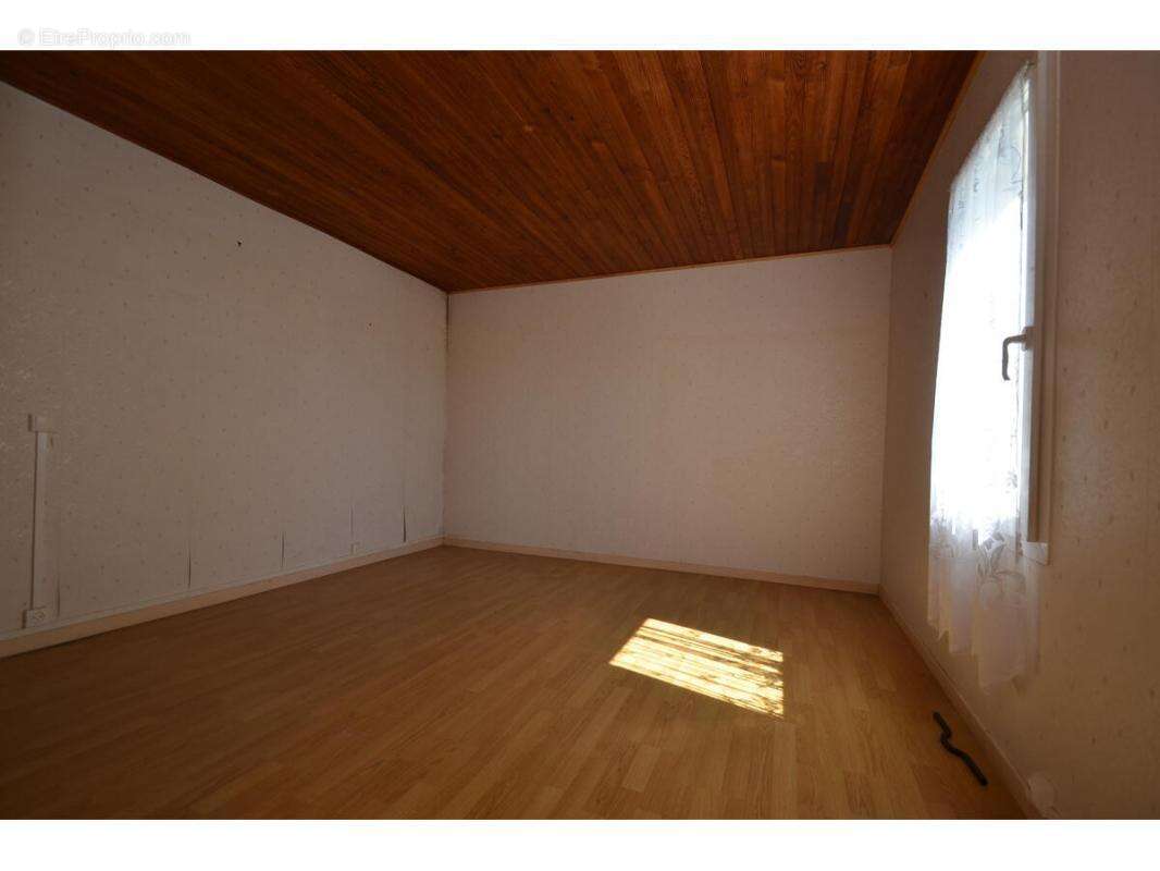 Maison à MONTPON-MENESTEROL