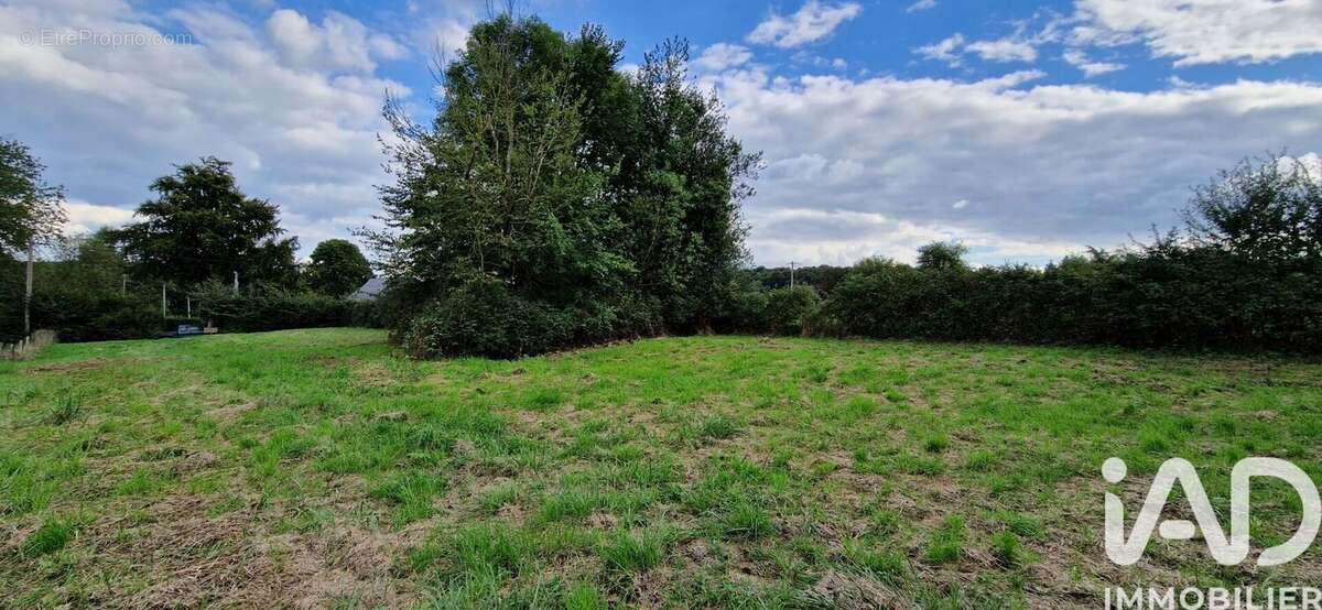 Terrain 1394 m² à Ecaquelon  - photo 2