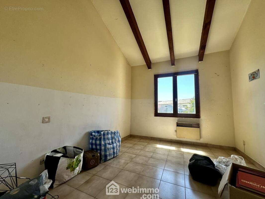 Chambre au dernier étage - Maison à BIGUGLIA