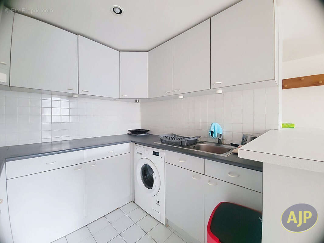 T3 Bordeaux-Duplex 71m²- Dernier Etage - photo 5