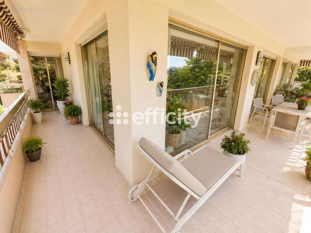 Appartement - photo 10