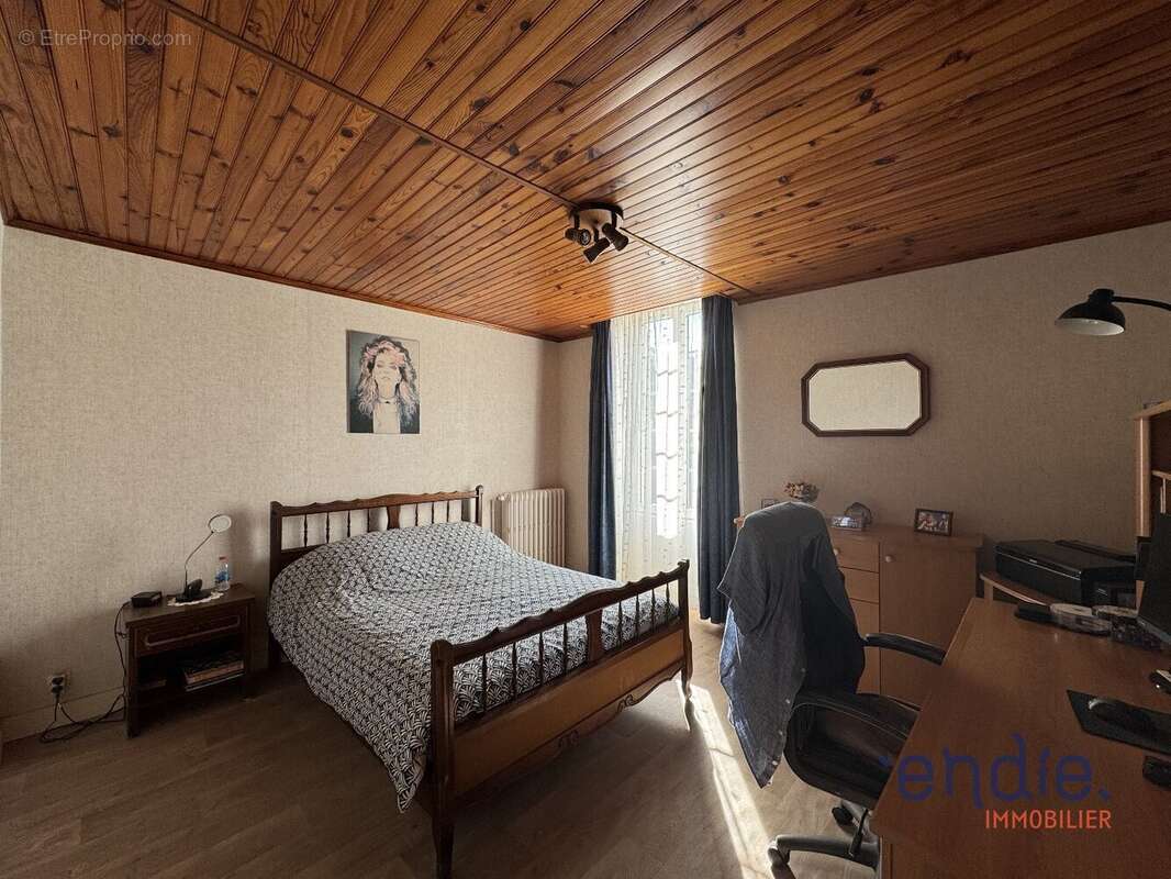 Maison à CLINCHAMPS-SUR-ORNE