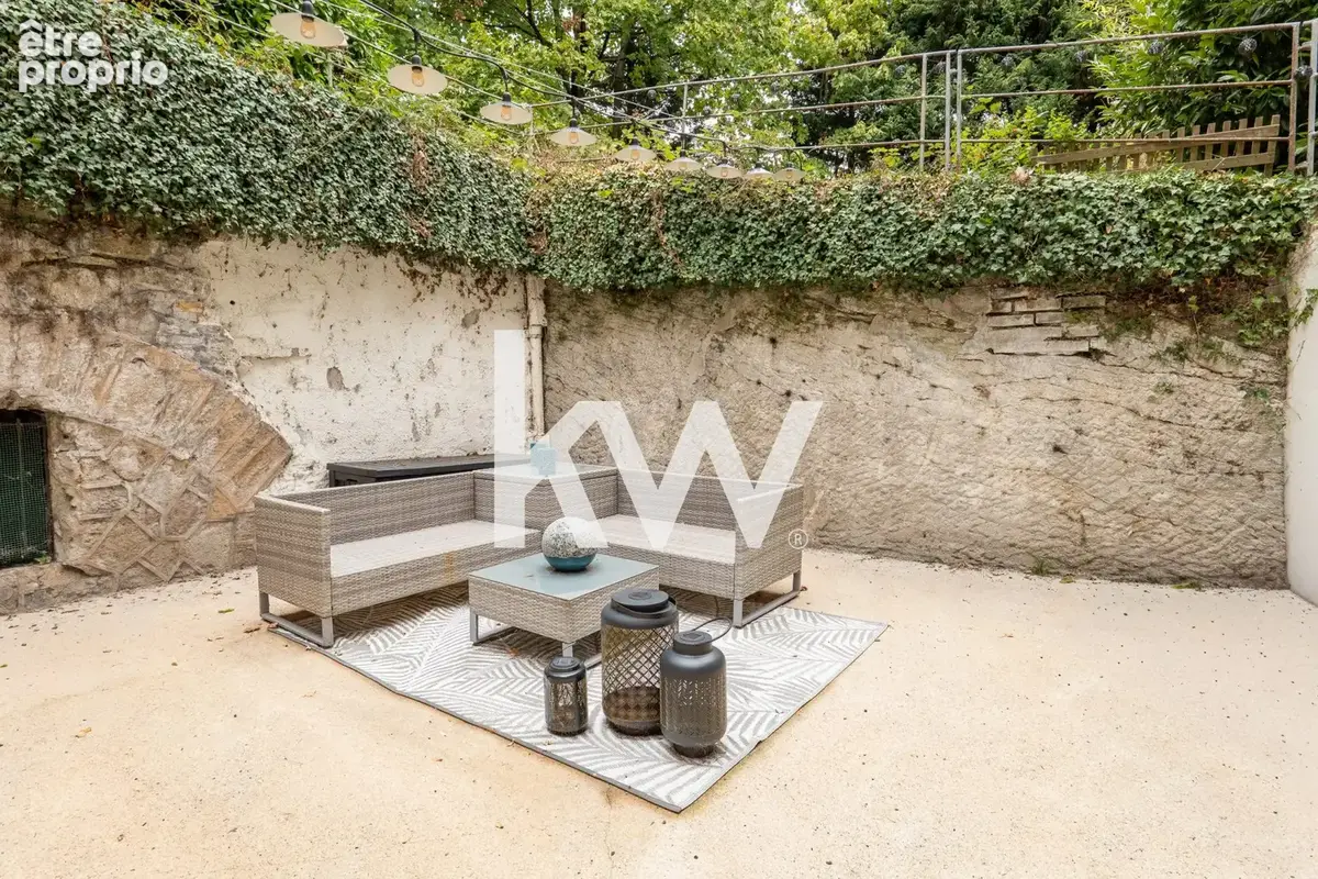 Appartement à ROCHE-LA-MOLIERE