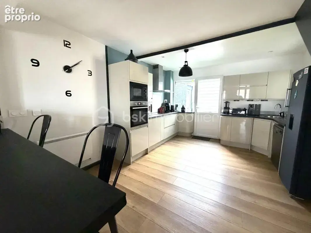 Maison Flamande rénovée de 187m2 à Marquette - photo 3