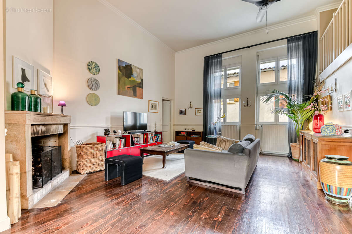Appartement à SAINTE-FOY-LES-LYON
