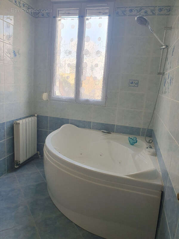 Maison familiale** 5 chambres HOUILLES - photo 8