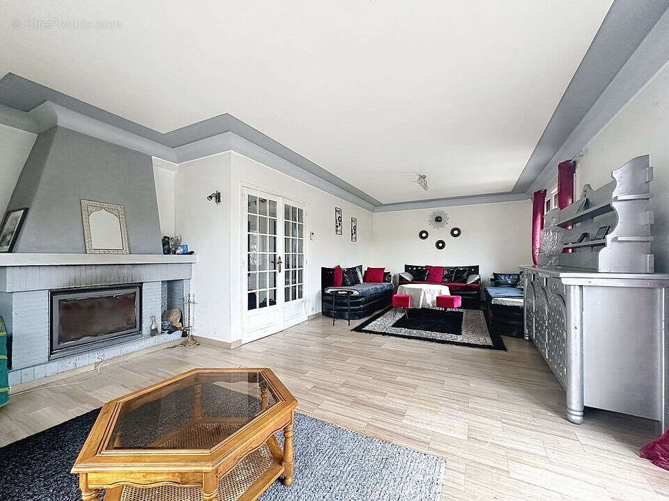 Maison à LE PLESSIS-TREVISE