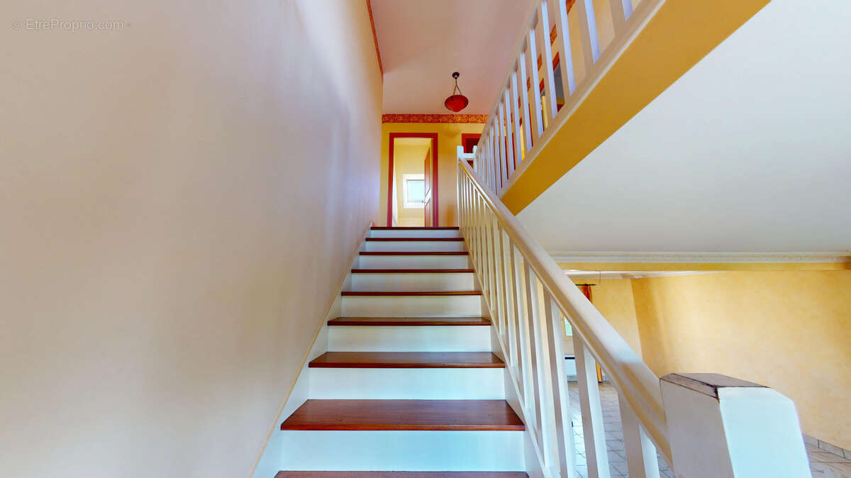 Maison à PLONEOUR-LANVERN