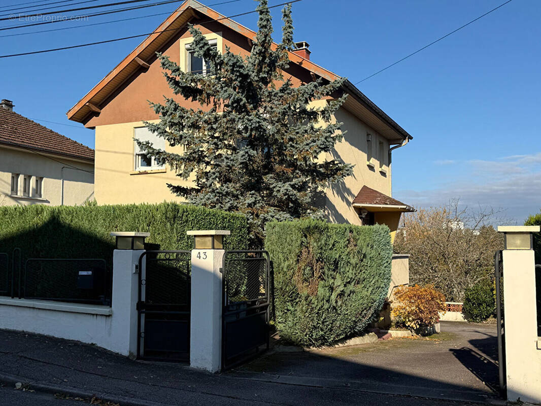 Maison à EPINAL