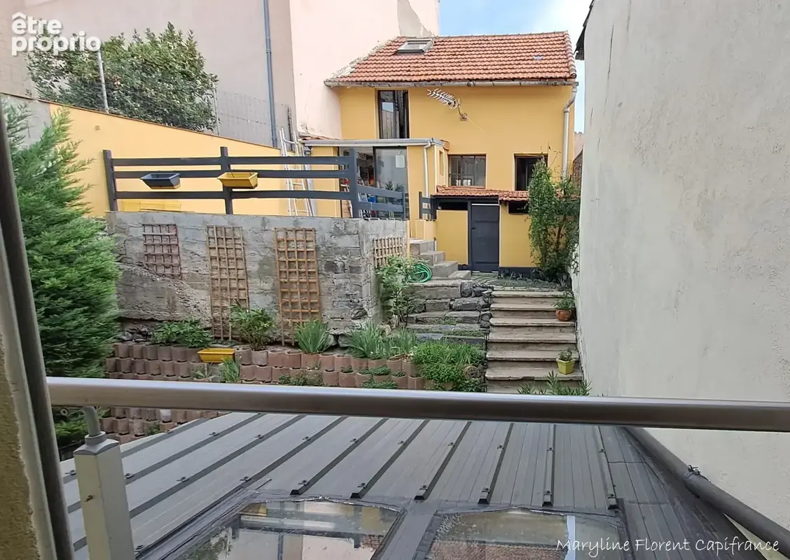 Maison T5 de 105 m² – Cour sans vis-à-vis, Véranda, Terrasse, Garage et dépendance - photo 18