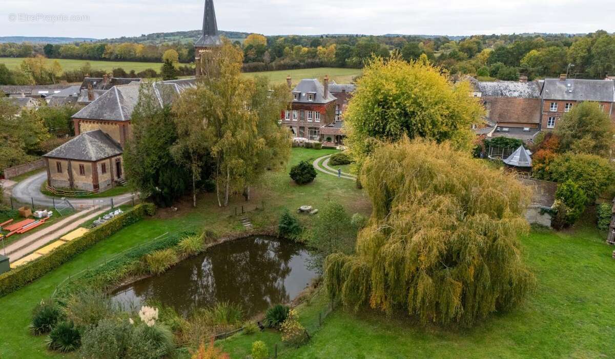 Maison à MEZIDON-CANON