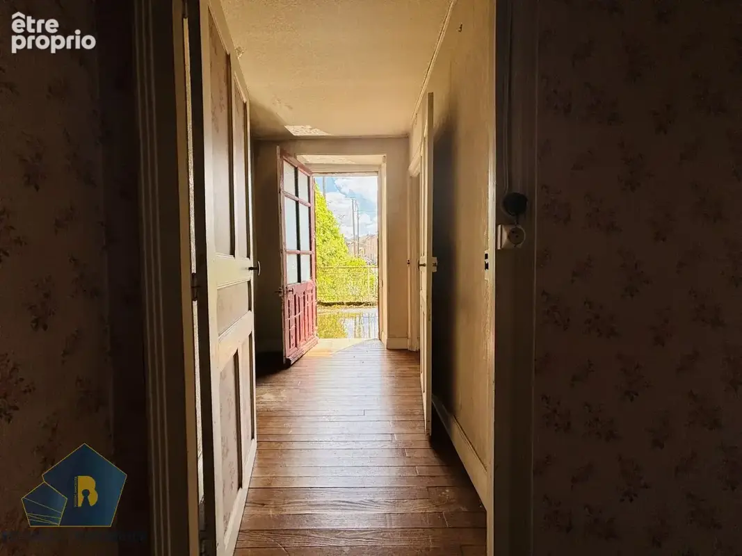 Maison 57 m² à Boussac-Bourg  - photo 7