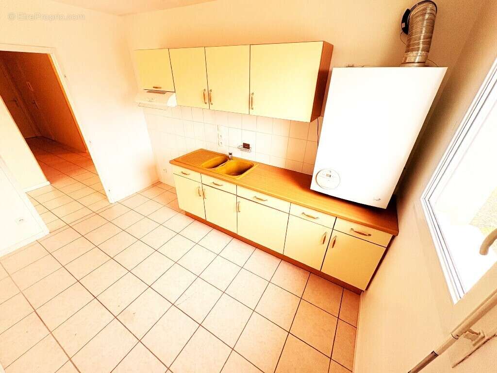 Appartement à ALLONZIER-LA-CAILLE