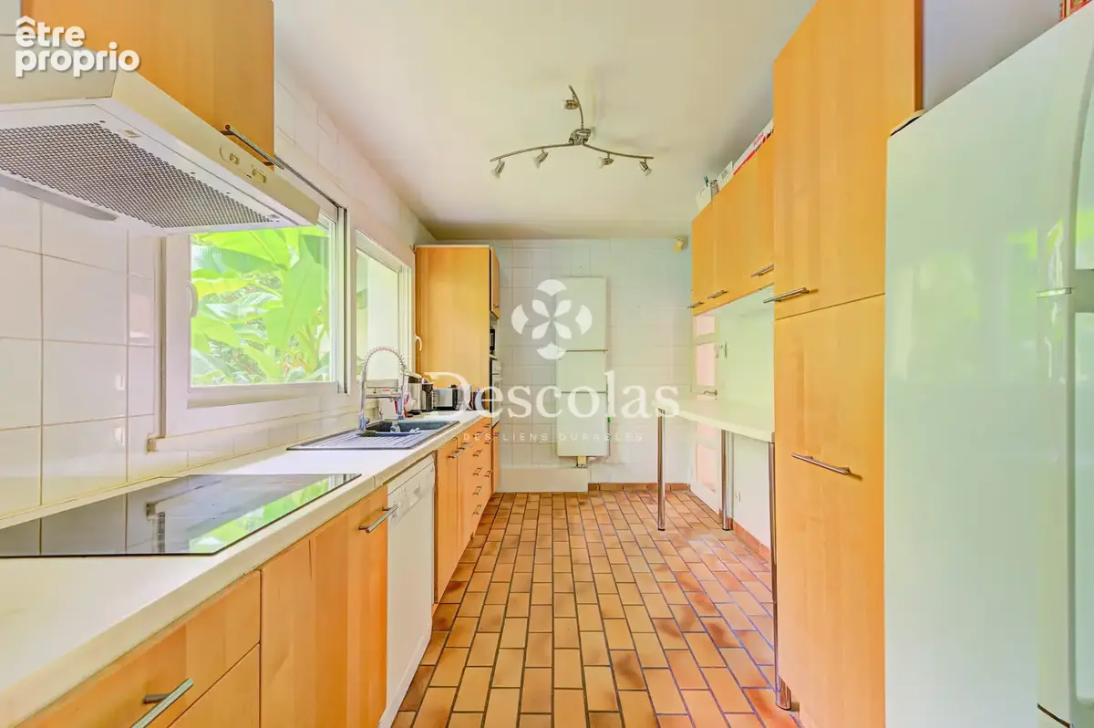 CHAMBOURCY- Maison familiale de 200 m2 - photo 9