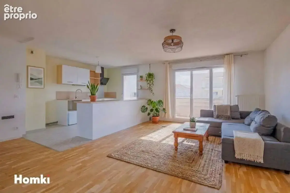 T4 de 82 m² avec balcon, cave et garage possible – Résidence récente et sécurisée - photo 2