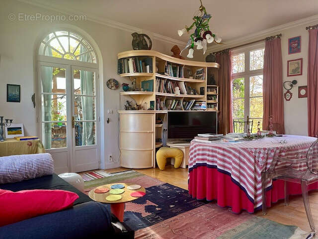 Maison à NEUFCHATEL-EN-BRAY