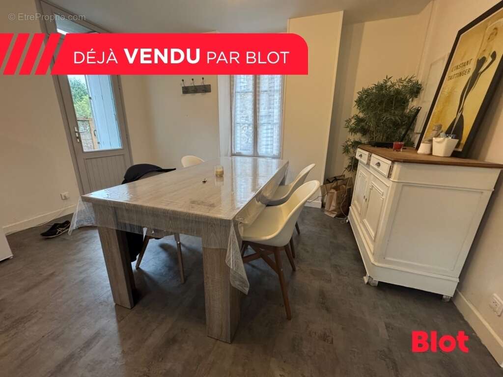 Appartement 139 m² à Louvigne-De-Bais  - photo 3