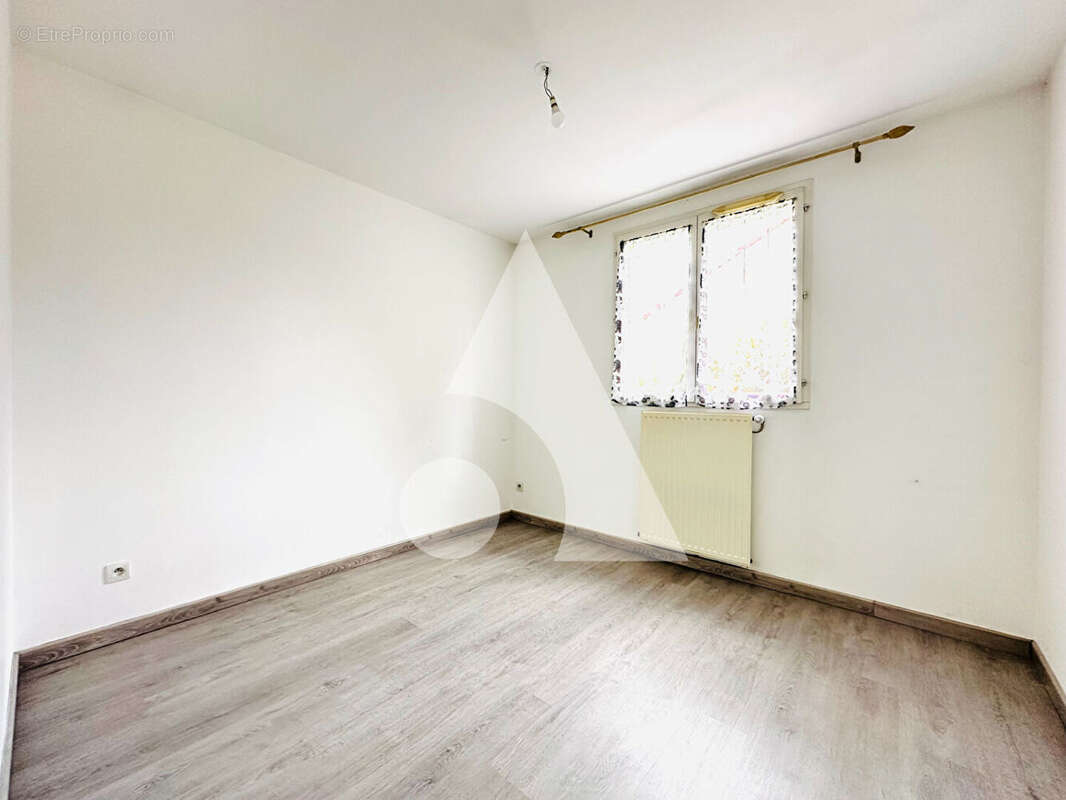 Maison à GONDREVILLE