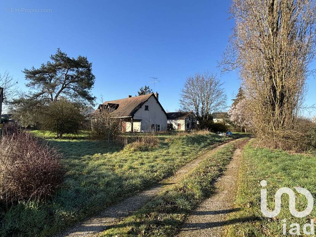 Photo 2 - Maison à ORMES