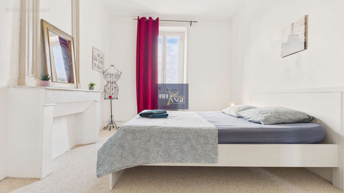 Maison à VILLENEUVE-DE-BERG