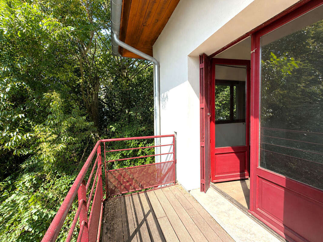 Appartement Toulouse 4 pièces 126m² + Terrasse + Balcon + 2 parking ! POUVOURVILLE - photo 2