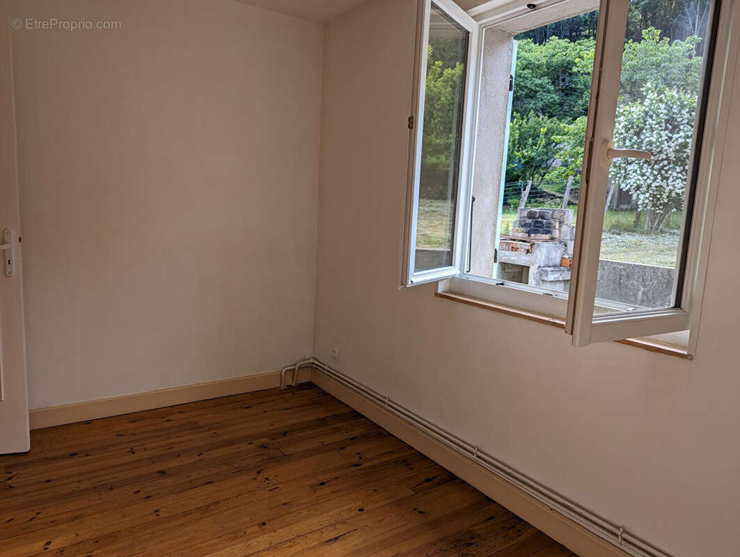 Maison à LE CHEYLARD