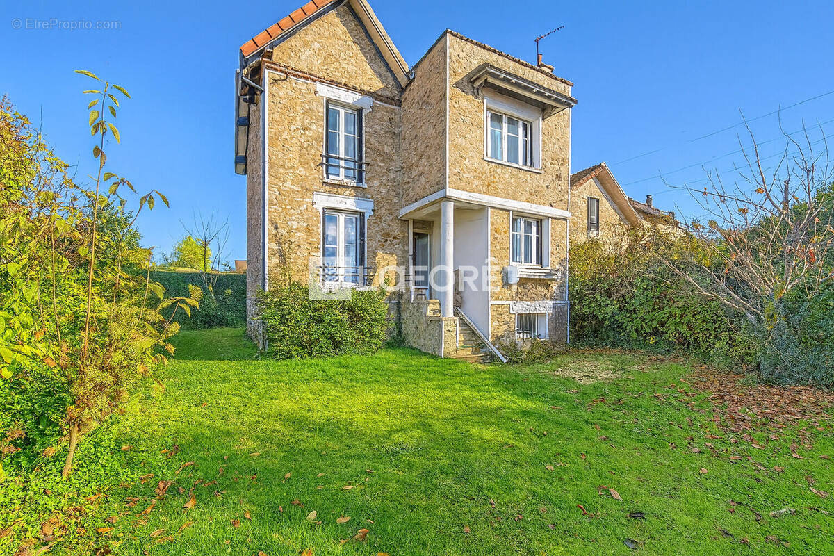 Maison à LAGNY-SUR-MARNE